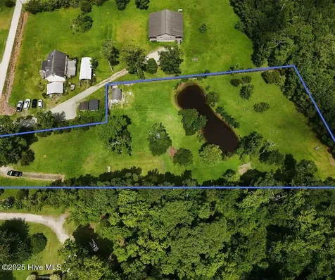 145 Elnora Jones Road Beaufort NC 28516