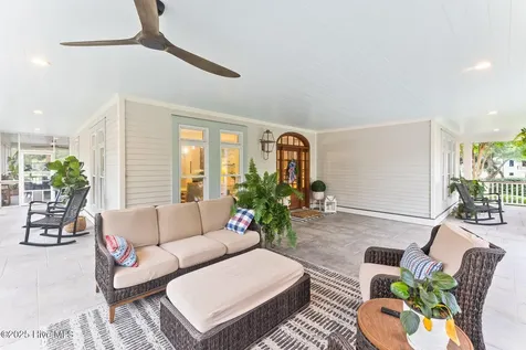 110 Seven Oaks Court Hampstead NC 28443