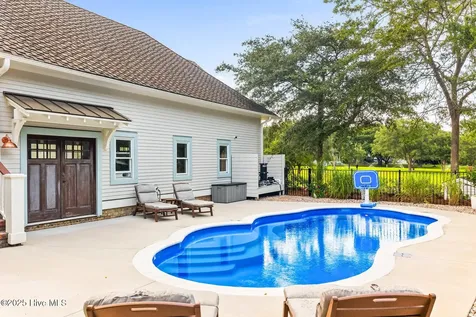 110 Seven Oaks Court Hampstead NC 28443