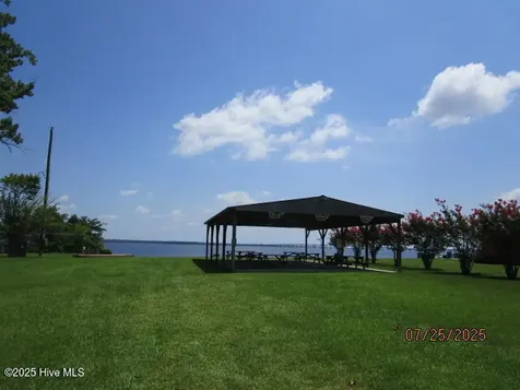 109 Swan View Merry Hill NC 27957