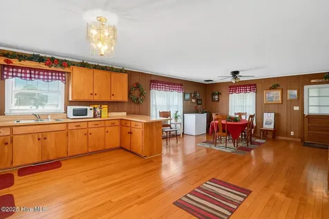 3665 Midway Drive Whiteville NC 28472