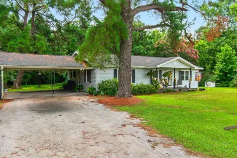 3665 Midway Drive Whiteville NC 28472