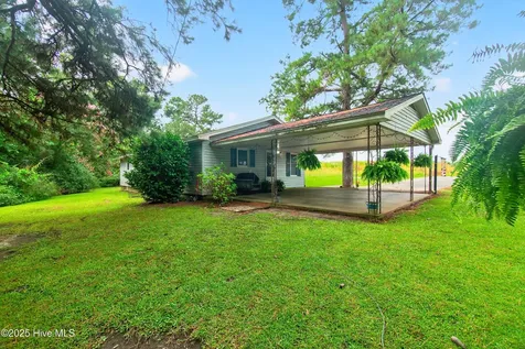 3665 Midway Drive Whiteville NC 28472