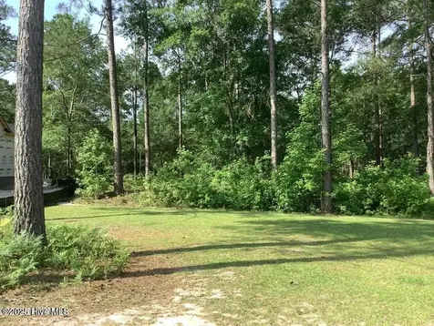 811 Breezewood Drive SE Bolivia NC 28422