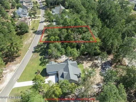 811 Breezewood Drive SE Bolivia NC 28422