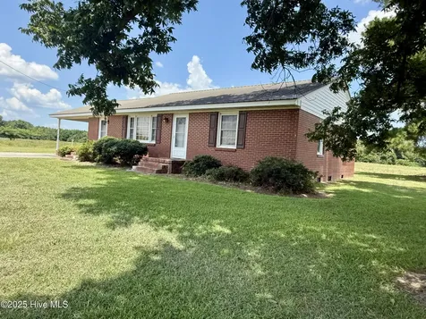 1312 Cedar Landing Road Windsor NC 27983