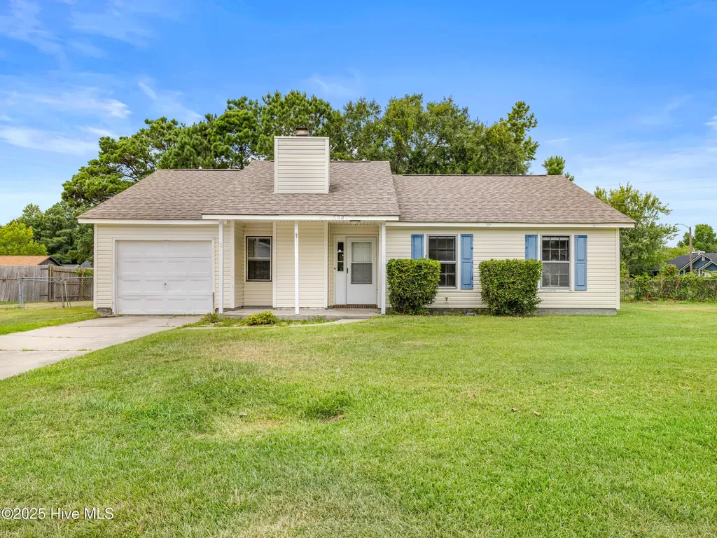 600 Foxfire Circle Jacksonville NC 28546