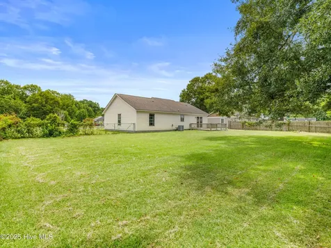 600 Foxfire Circle Jacksonville NC 28546