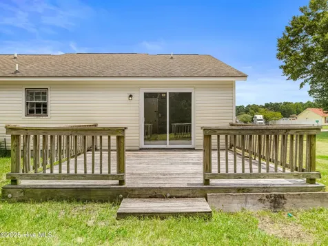 600 Foxfire Circle Jacksonville NC 28546