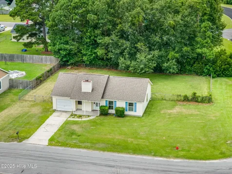 600 Foxfire Circle Jacksonville NC 28546