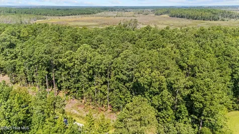 18 Batemans Creek Road Belhaven NC 27810