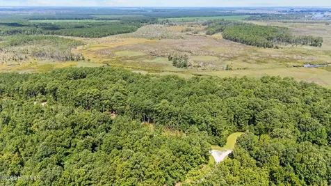 18 Batemans Creek Road Belhaven NC 27810