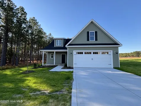 158 Spring Meadows Drive Aberdeen NC 28315