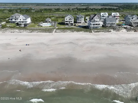 438 Hampton Colony Circle North Topsail Beach NC 28460