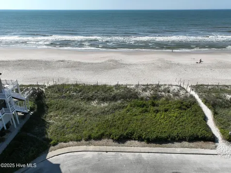 000 Hampton Colony Circle North Topsail Beach NC 28460