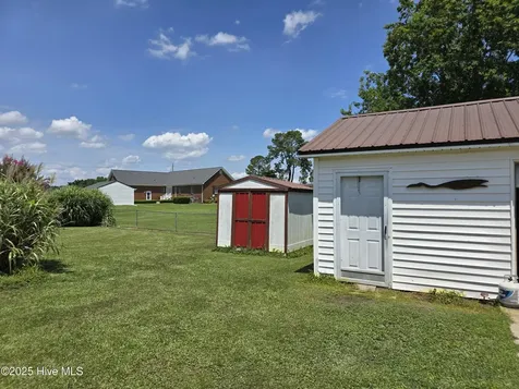 3927 Winchester Drive Ayden NC 28513