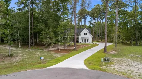139 Indian Trail Beaufort NC 28516