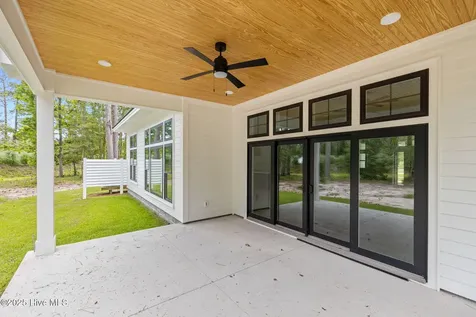 139 Indian Trail Beaufort NC 28516