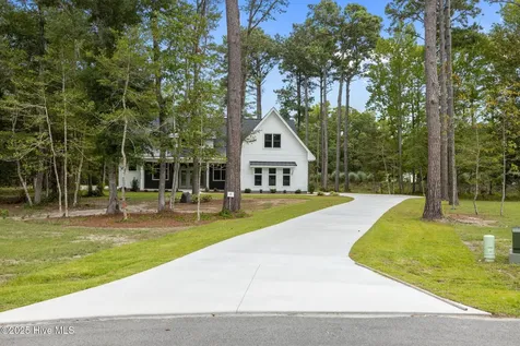 139 Indian Trail Beaufort NC 28516