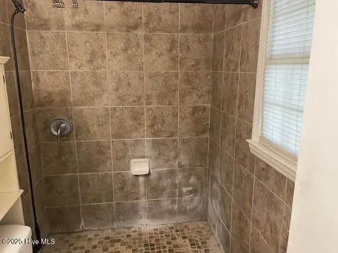 56 Hilltop Drive Washington NC 27889