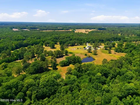 6722 S Nc 41 Highway Wallace NC 28466