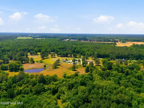 6722 S Nc 41 Highway Wallace NC 28466