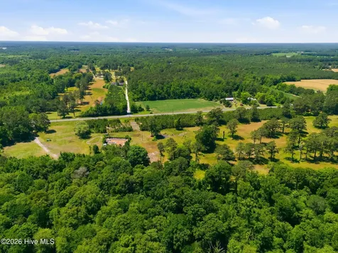 6722 S Nc 41 Highway Wallace NC 28466