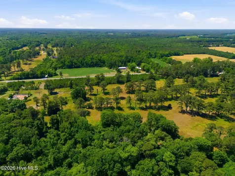 6722 S Nc 41 Highway Wallace NC 28466