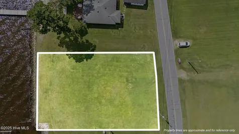 1741 Bayview Road Bath NC 27808