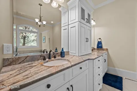 125 Falling Water Way Wallace NC 28466