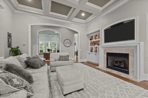 125 Falling Water Way Wallace NC 28466