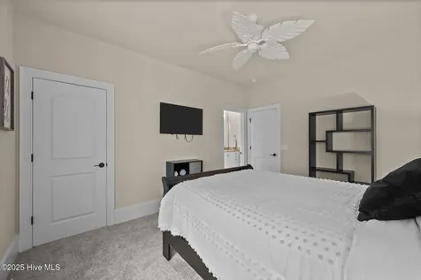 125 Falling Water Way Wallace NC 28466