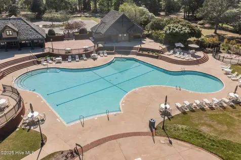 125 Falling Water Way Wallace NC 28466