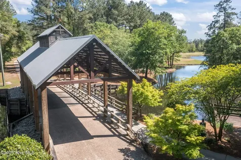 125 Falling Water Way Wallace NC 28466