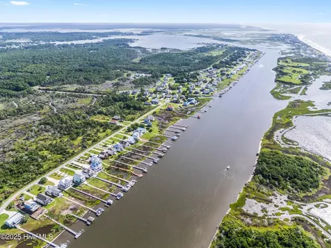242 Waterway Drive Sneads Ferry NC 28460
