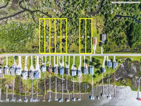 240 Waterway Drive Sneads Ferry NC 28460