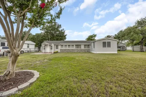 1656 Seagull Way SW Ocean Isle Beach NC 28469