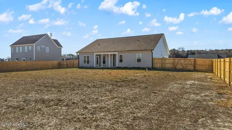 268 Fields Road NW Pikeville NC 27863