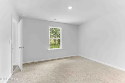 1539 W White Egret Lane NE Bolivia NC 28422
