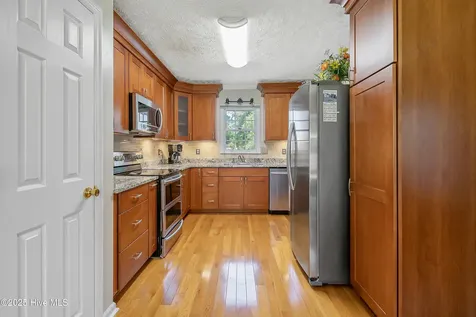 6528 Foxberry Road Fayetteville NC 28314