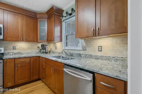 6528 Foxberry Road Fayetteville NC 28314