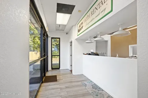 1122 W Main Street Elizabeth City NC 27909