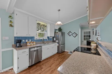 5302 Bogue Drive Oriental NC 28571
