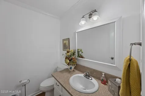 5302 Bogue Drive Oriental NC 28571