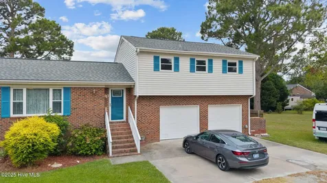 5302 Bogue Drive Oriental NC 28571