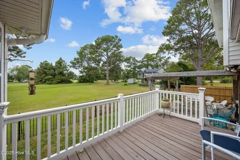 5302 Bogue Drive Oriental NC 28571