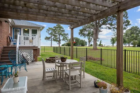 5302 Bogue Drive Oriental NC 28571