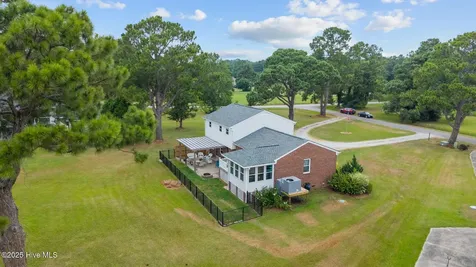 5302 Bogue Drive Oriental NC 28571