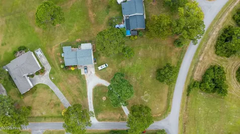 5302 Bogue Drive Oriental NC 28571