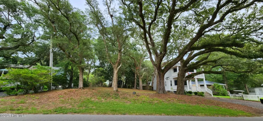 716 N Atlantic Avenue Southport NC 28461